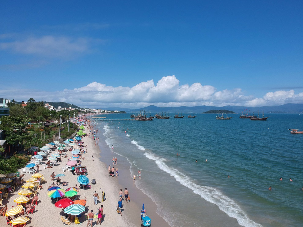 Praia Cachoeira do Bom Jesus / SC