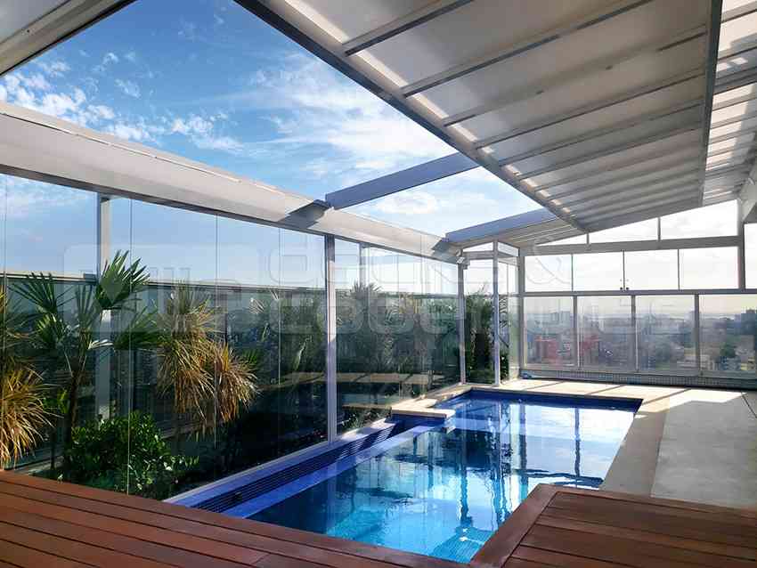 Cobertura Para Terraço de Apartamento em Porto Alegre / RS