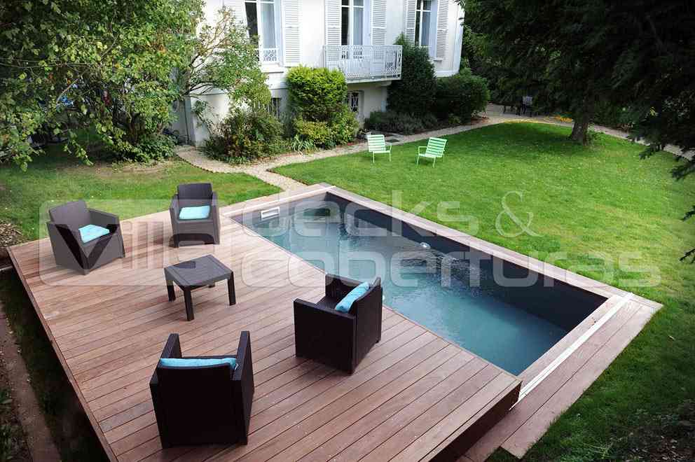 Deck de Madeira Retrátil Para Piscina em Canoas / RS
