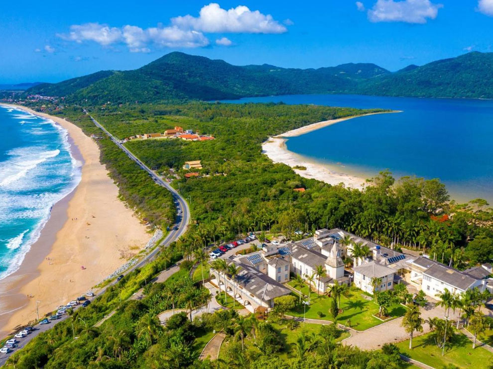 Praia do Morro das Pedras / SC